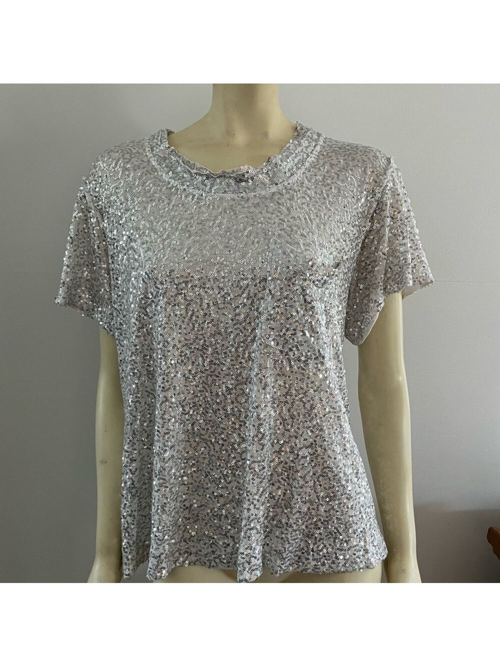 Diane Von Furstenberg Women’s White & Silver Sparkly Sequin Short Sleeve Shirt S